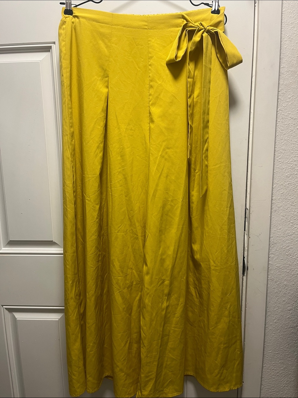 Zanzea Sunny Yellow Tie-Waist Pants straight  -New without tag.